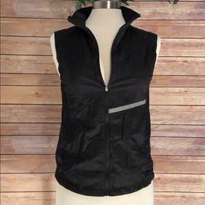Oiselle pertex microlight wind vest